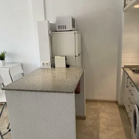 Apartament Estudio Primera Linea 50 Mtrs Playa. Fibra 600mb Marbella