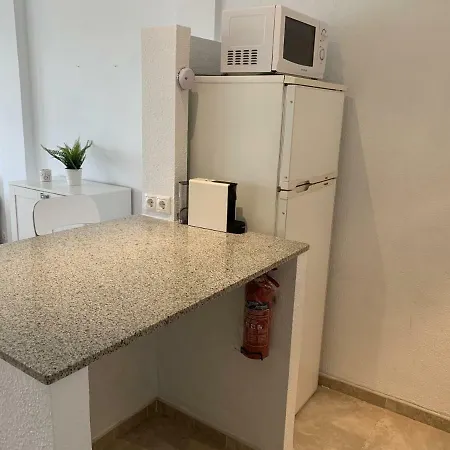 Estudio Primera Linea 50 Mtrs Playa. Fibra 600mb Apartment Marbella