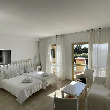 Estudio Primera Linea 50 Mtrs Playa. Fibra 600mb Apartamento Marbella