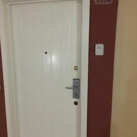 Estudio Primera Linea 50 Mtrs Playa. Fibra 600mb * 마르베야