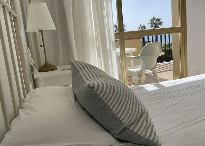 Estudio Primera Linea 50 Mtrs Playa. Fibra 600mb Marbella