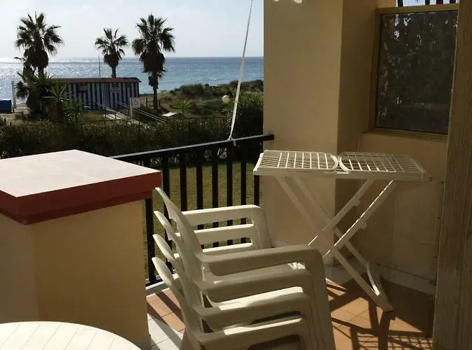 Estudio Primera Linea 50 Mtrs Playa. Fibra 600mb Apartmán Marbella