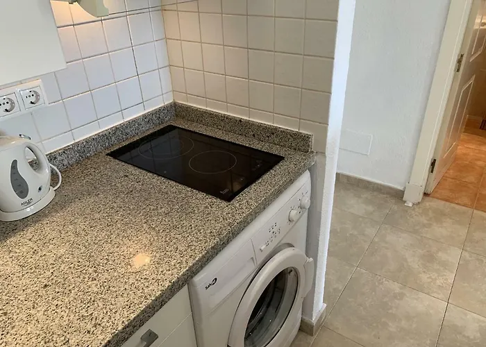 Estudio Primera Linea 50 Mtrs Playa. Fibra 600mb Marbella