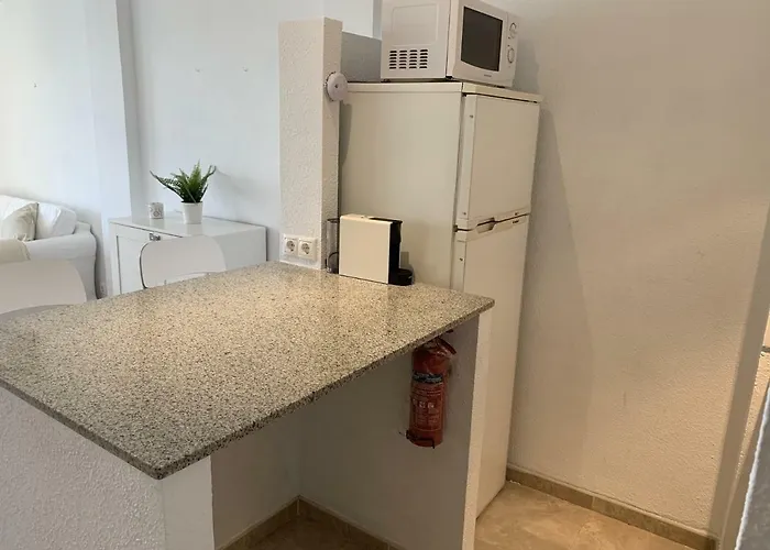 Estudio Primera Linea 50 Mtrs Playa. Fibra 600mb Apartmán Marbella